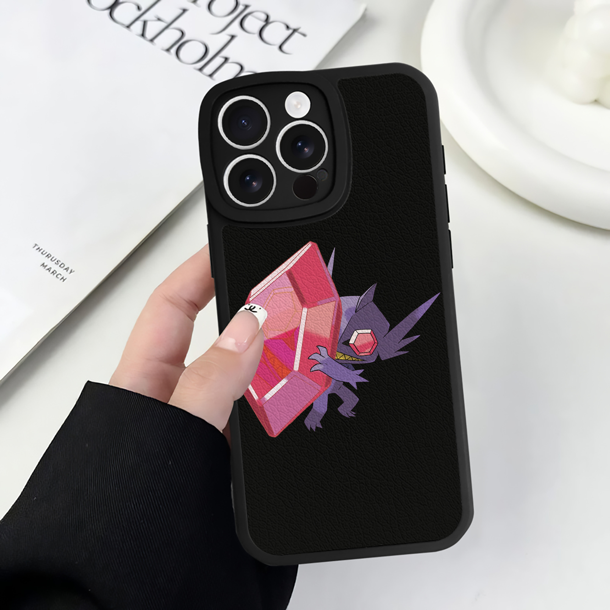（画像用） ポケットモンスター Pokémon 【iPhone 16シリーズ対応】シリコンスマホケース（レザー調） 材質：シリコン